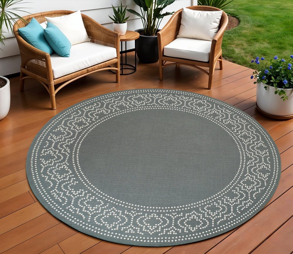 8' X 8' Gray and Ivory Round Stain Resistant Indoor Outdoor Area Rug