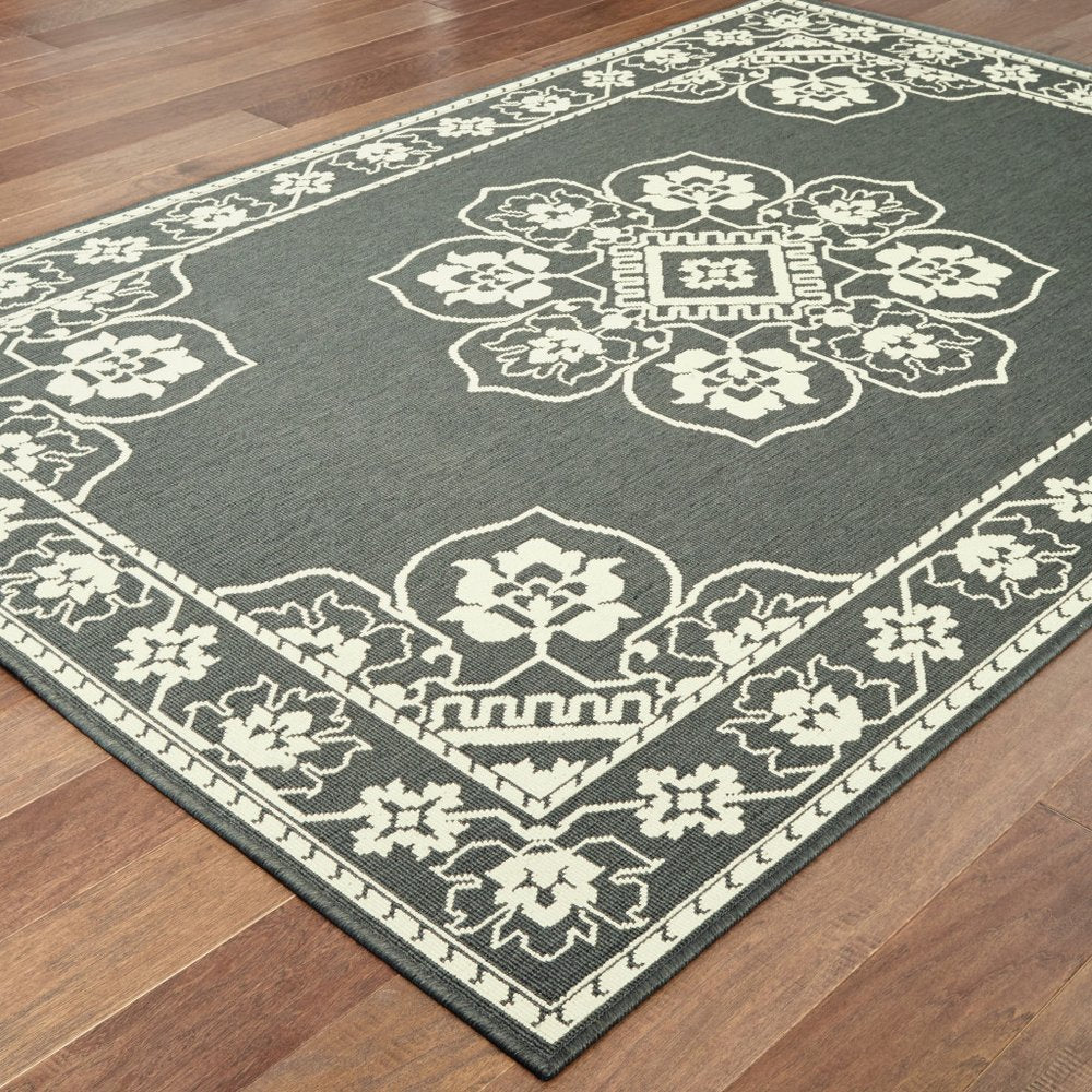 5' X 8' Gray and Ivory Oriental Stain Resistant Indoor Outdoor Area Rug