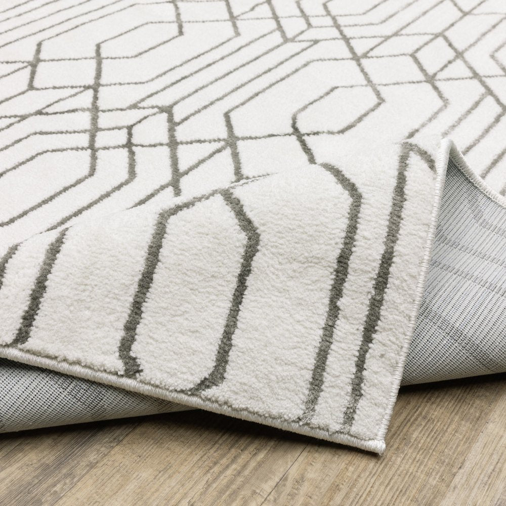 8' X 11' White And Grey Geometric Power Loom Stain Resistant Area Rug