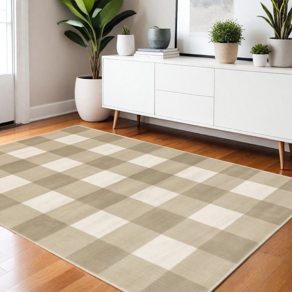 4' X 6' Beige And Ivory Geometric Power Loom Stain Resistant Area Rug