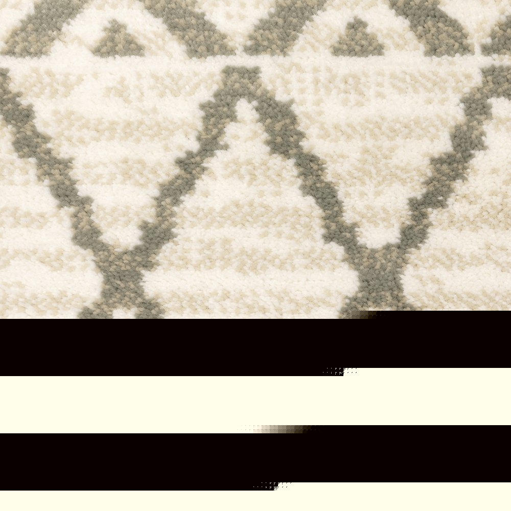 5' X 7' Ivory And Grey Geometric Power Loom Stain Resistant Area Rug