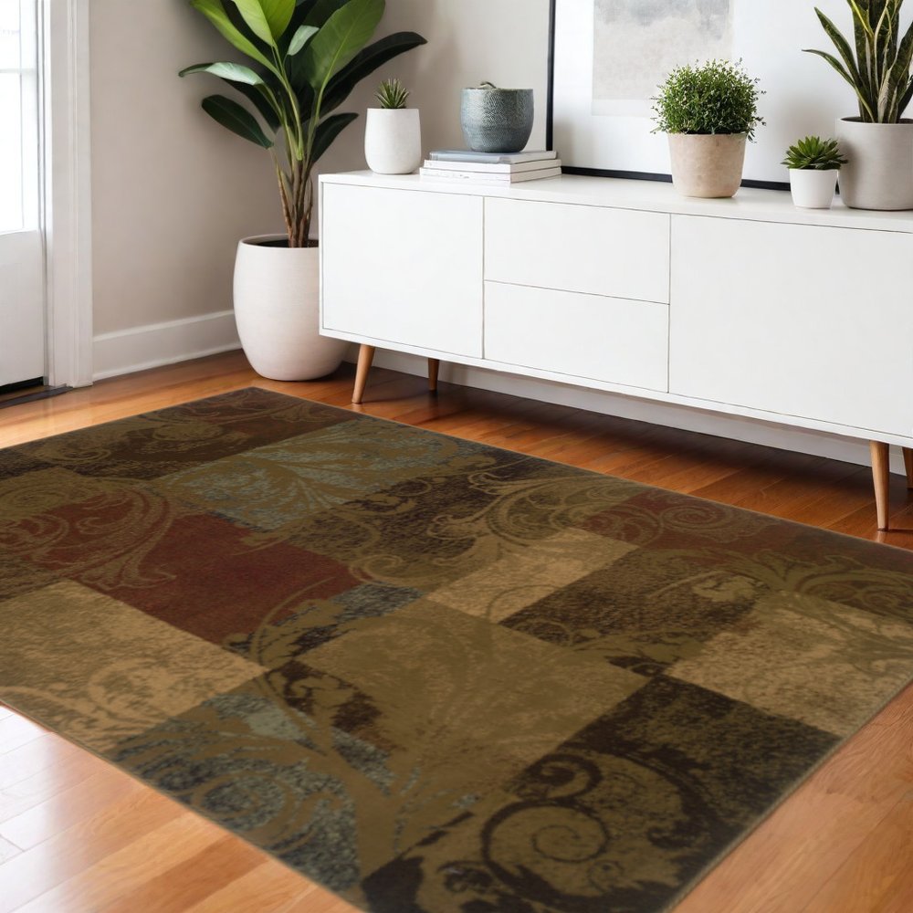 4' X 6' Green And Red Geometric Power Loom Stain Resistant Area Rug