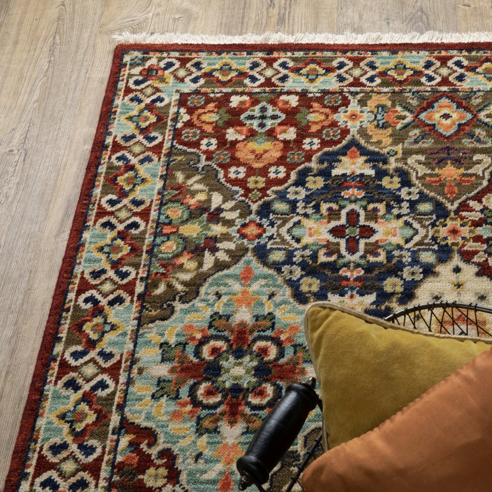 5' X 8' Red And Ivory Oriental Area Rug With Fringe