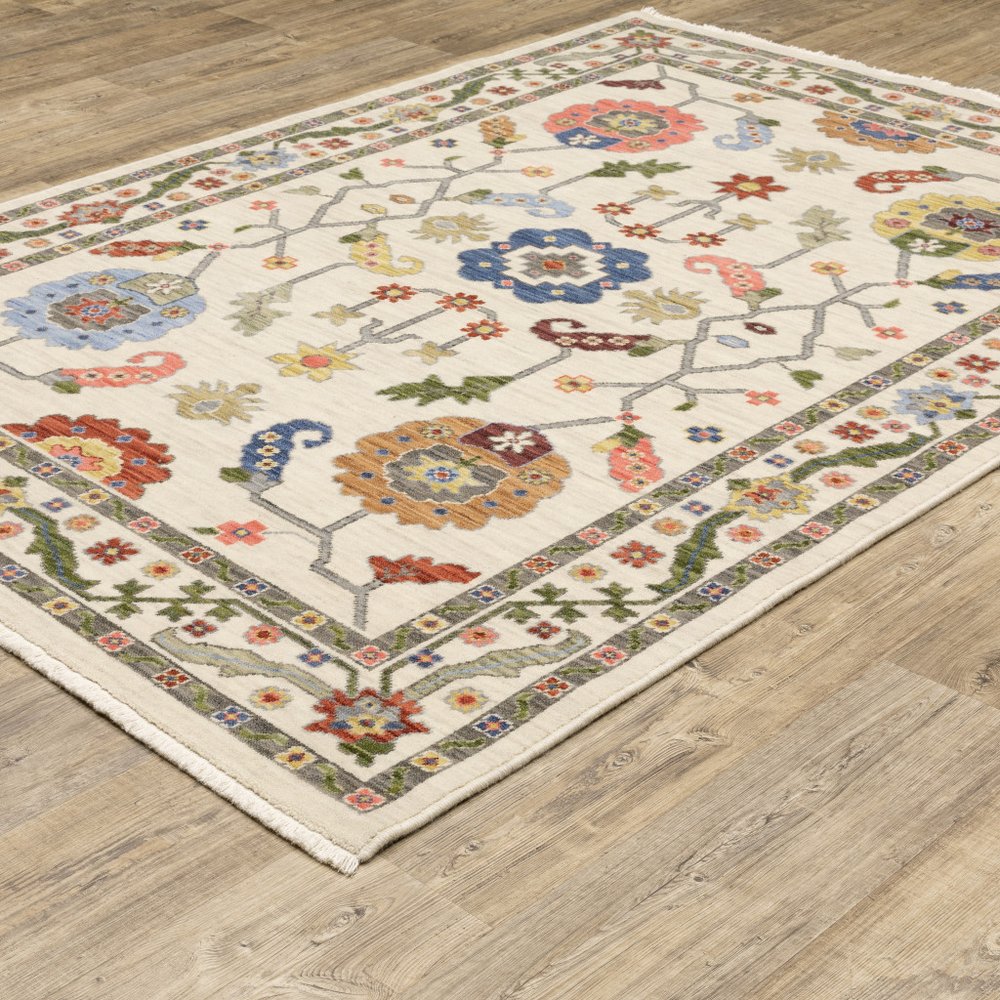 2' X 3' Ivory Green And Red Oriental Area Rug With Fringe