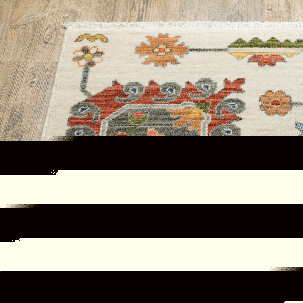 5' X 8' Ivory Blue And Red Oriental Area Rug With Fringe