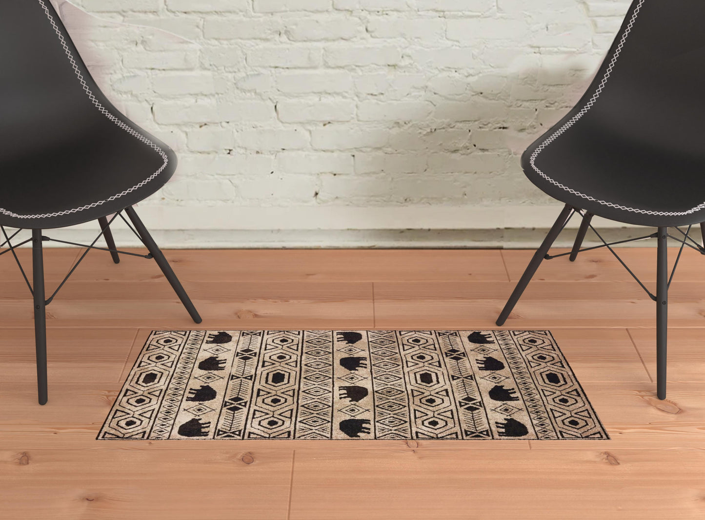 2' X 3' Ivory And Black Southwestern Power Loom Stain Resistant Area Rug