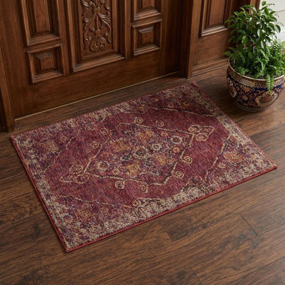 2' X 3' Red And Gold Oriental Area Rug