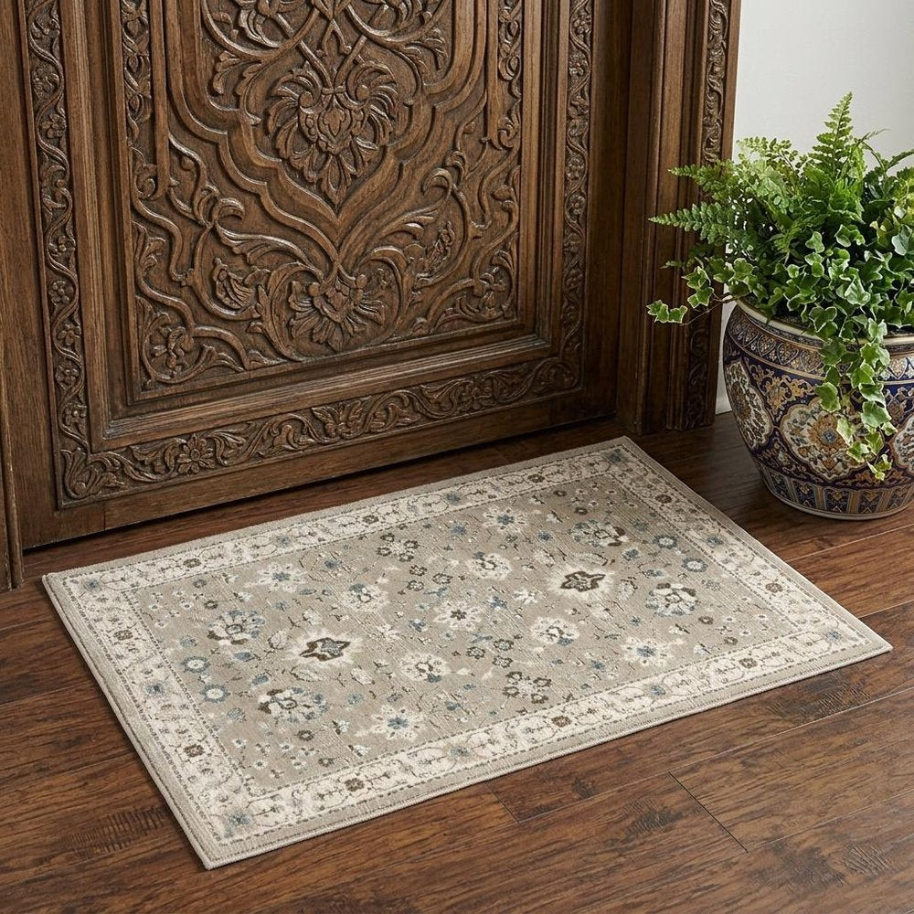 3' X 5' Beige And Ivory Oriental Area Rug