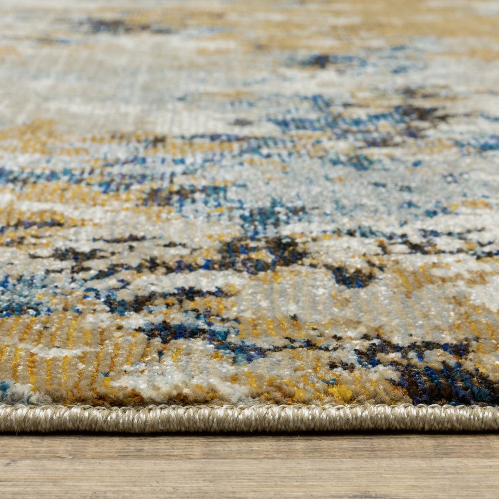 7' X 10' Gray and Ivory Abstract Power Loom Area Rug