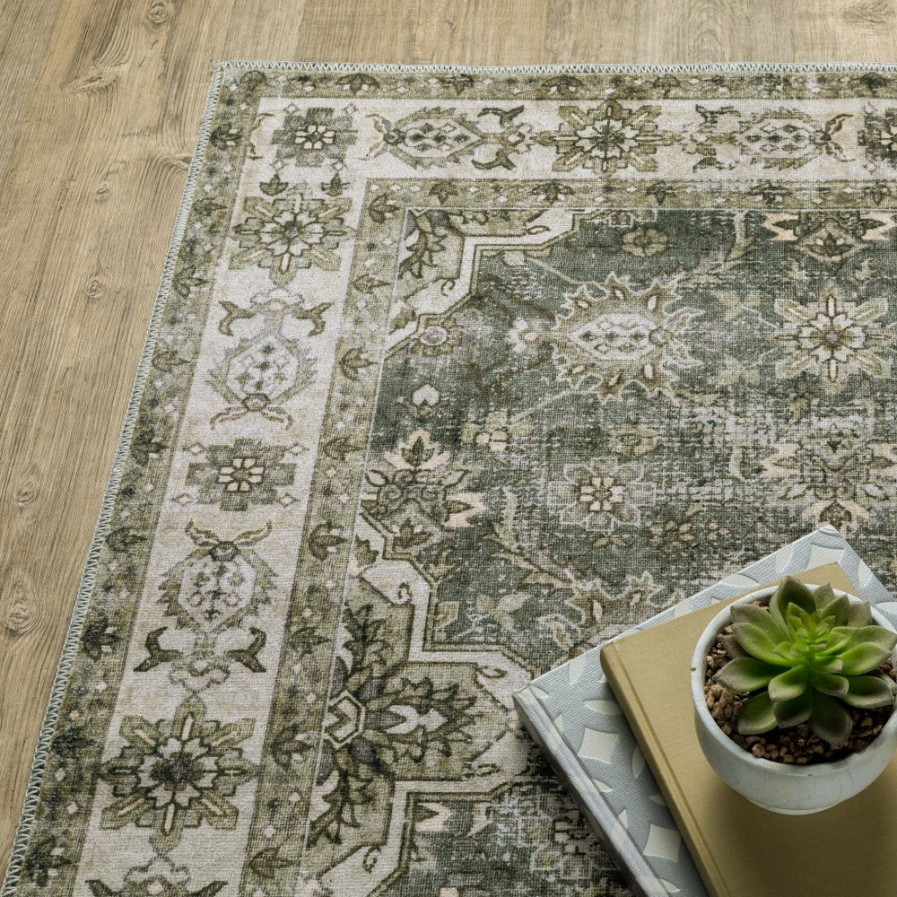 8' X 10' Green And Ivory Oriental Area Rug