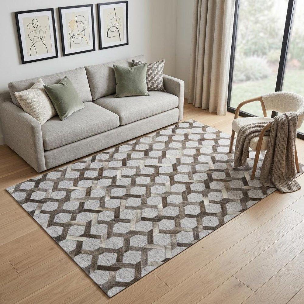 5' X 8' Gray Geometric Hand Woven Area Rug