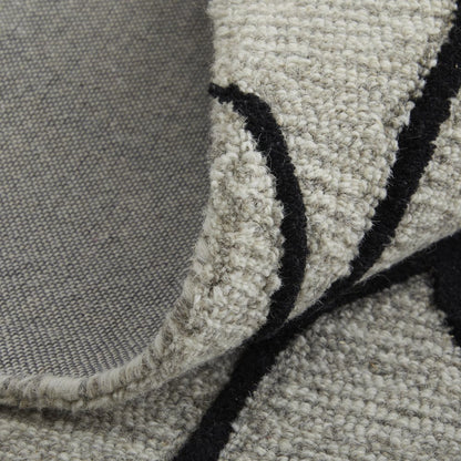 4' X 6' Gray And Ivory Wool Abstract Hand Tufted Area Rug
