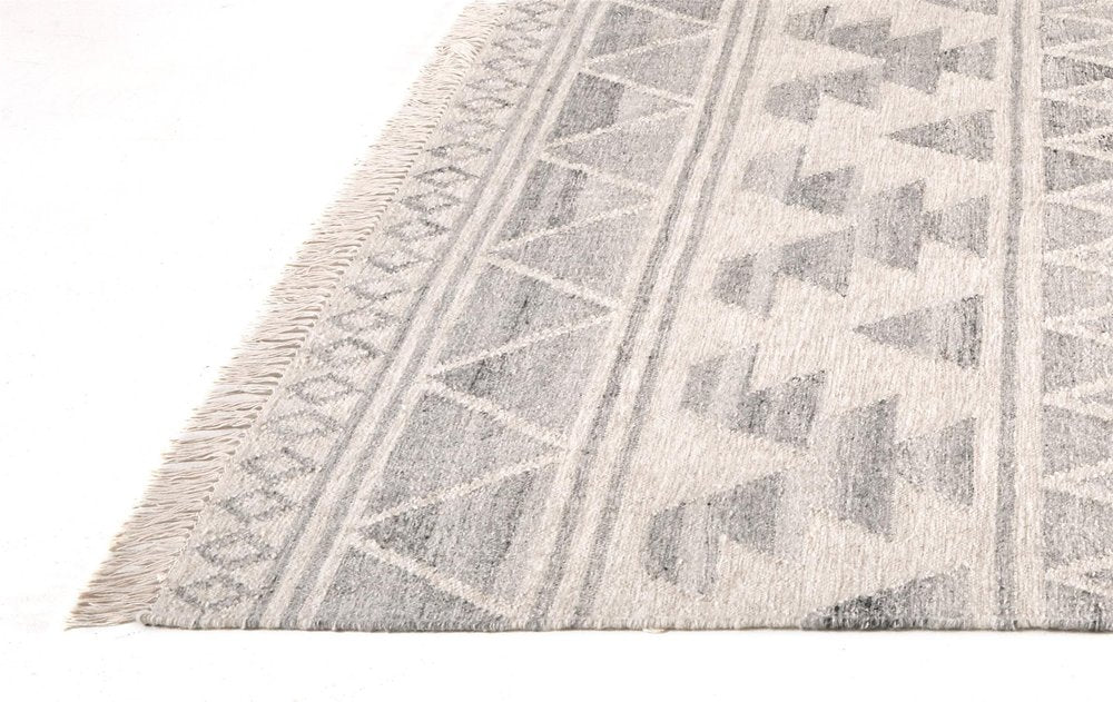 10' X 14' Blue and Ivory Wool Geometric Flatweave Handmade Area Rug With Fringe