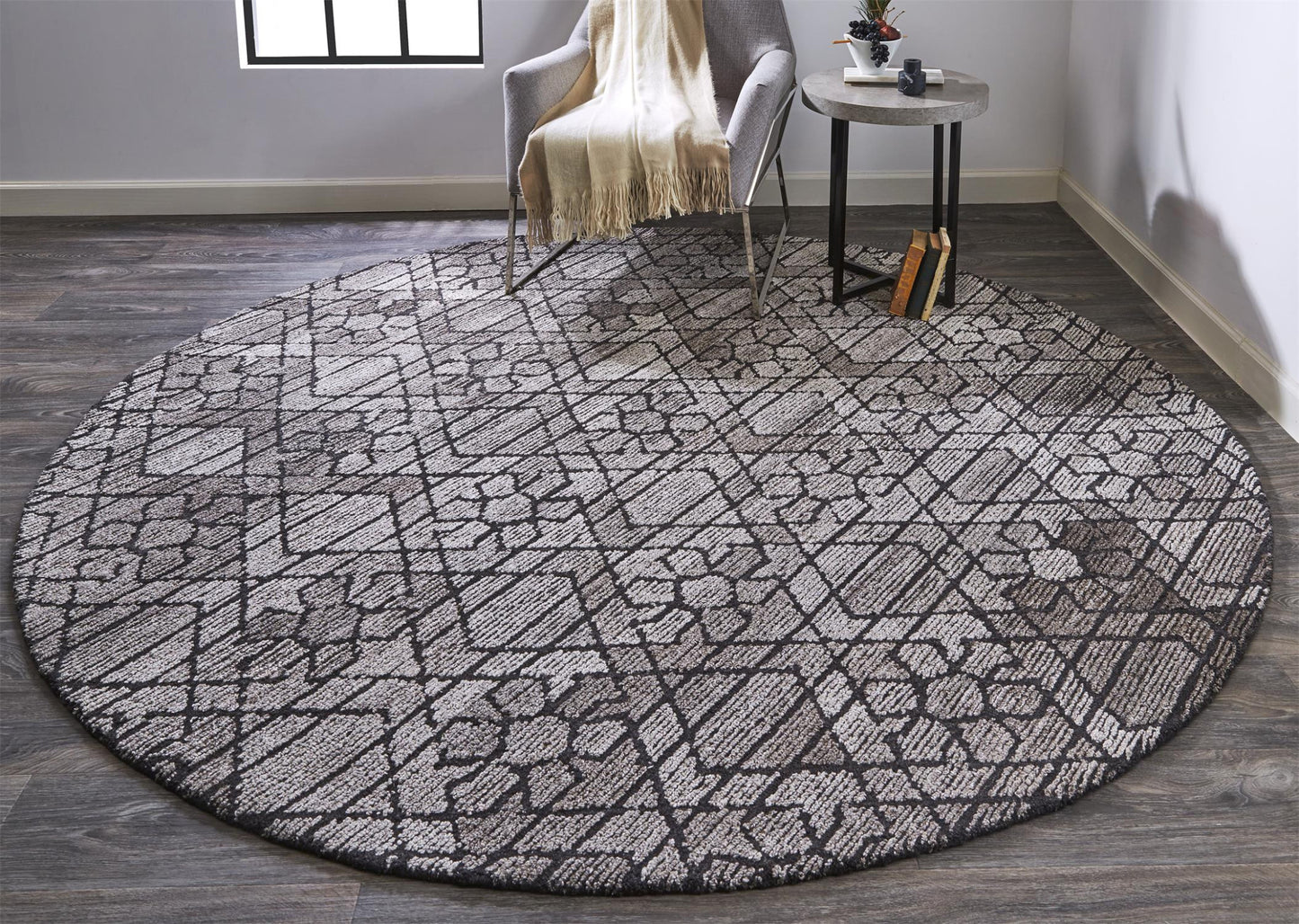 5' X 8' Black and Taupe Wool Paisley Hand Tufted Area Rug