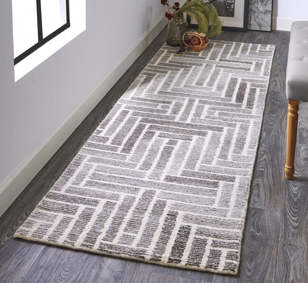 5' X 8' Tan and Gray Wool Geometric Hand Tufted Area Rug