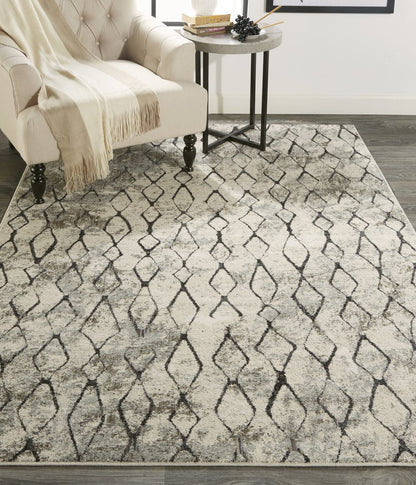 7' X 10' Gray And Ivory Geometric Area Rug