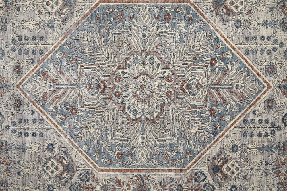 4' X 6' Blue and Ivory Floral Power Loom Area Rug
