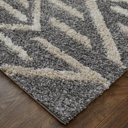 5' X 8' Gray And Ivory Geometric Power Loom Stain Resistant Area Rug