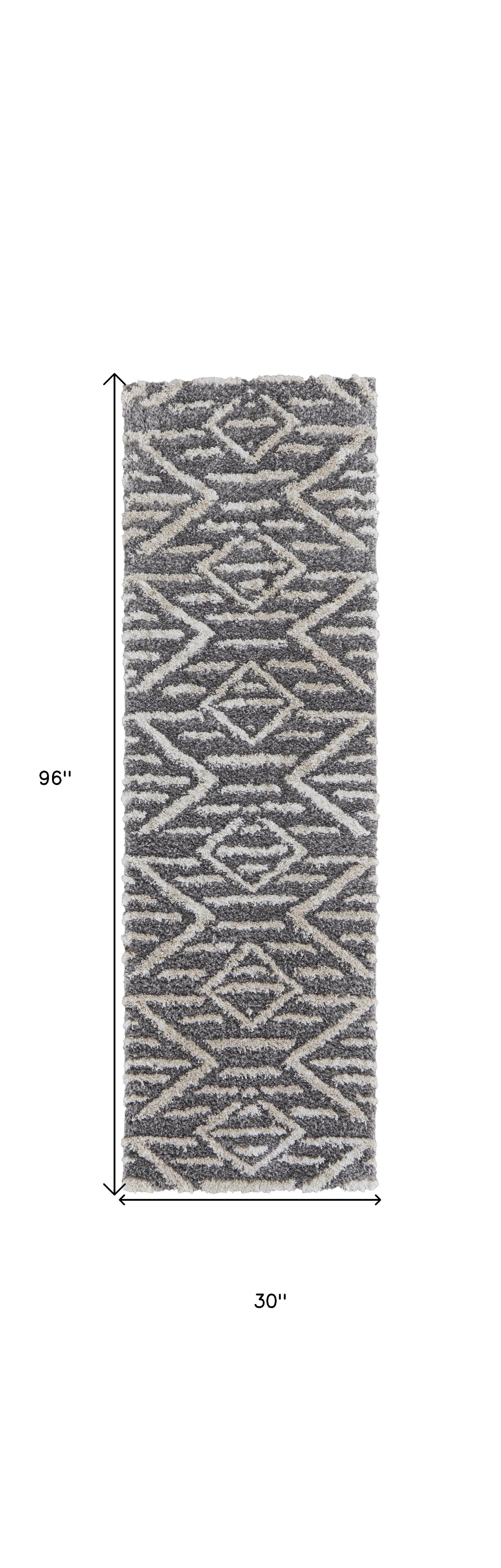 5' X 8' Gray And Ivory Geometric Power Loom Stain Resistant Area Rug