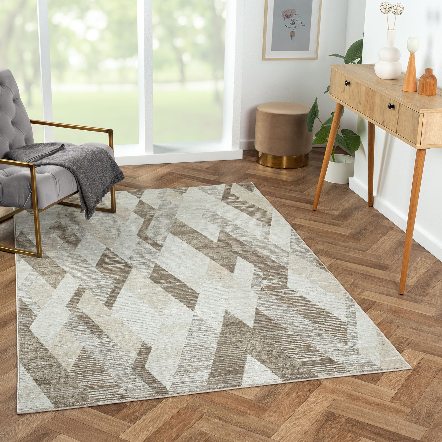 2' X 3' Gray Geometric Area Rug