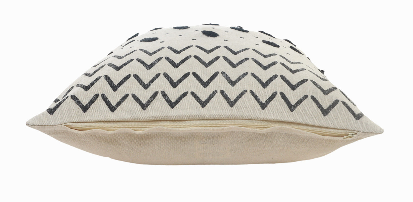 20" X 20" Cream And Black 100% Cotton Chevron Zippered Pillow