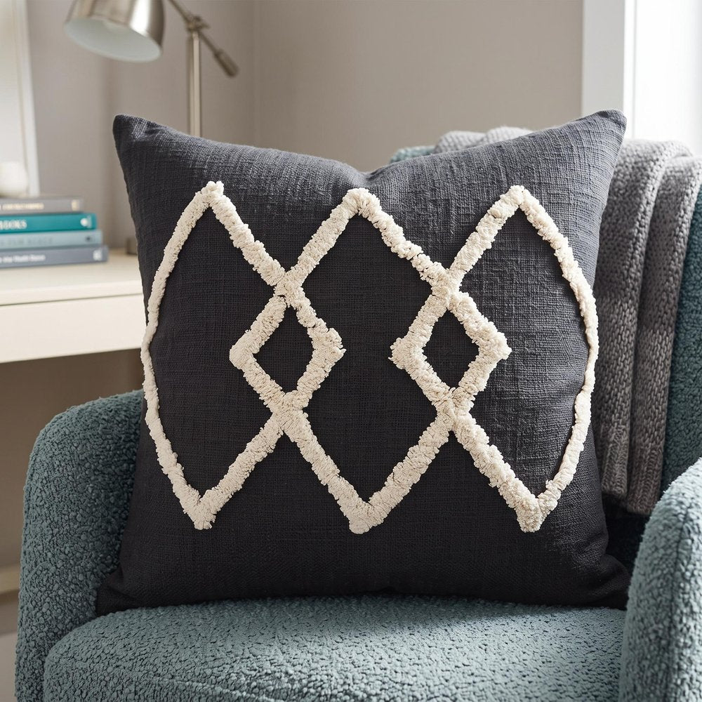20" X 20" White And Black 100% Cotton Geometric Zippered Pillow