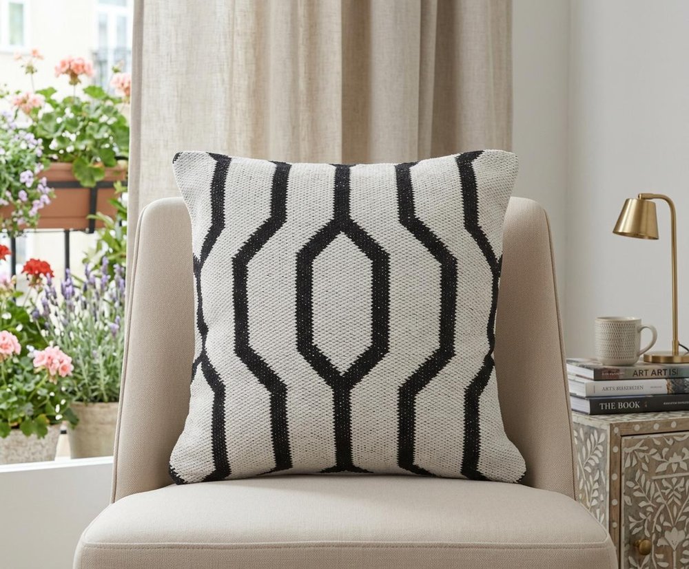 20" Black And White Cotton Geometric Throw Pillow