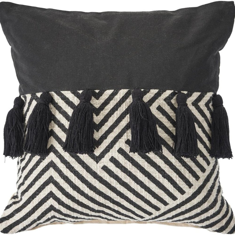 20" X 20" Black And White 100% Cotton Chevron Zippered Pillow