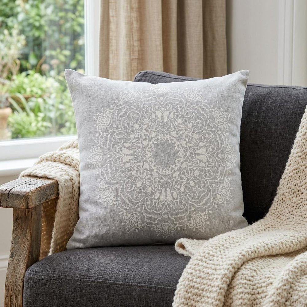 20" X 20" Blue And White 100% Cotton Geometric Zippered Pillow