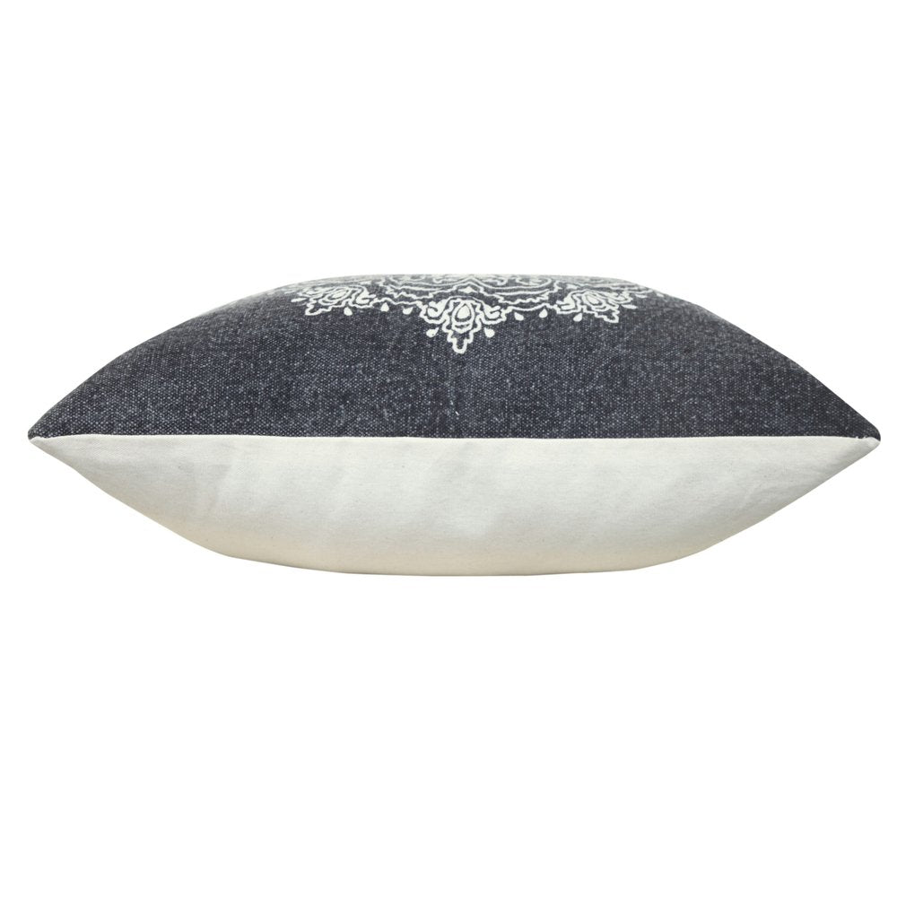 20" X 20" Pale Gray And White 100% Cotton Geometric Zippered Pillow