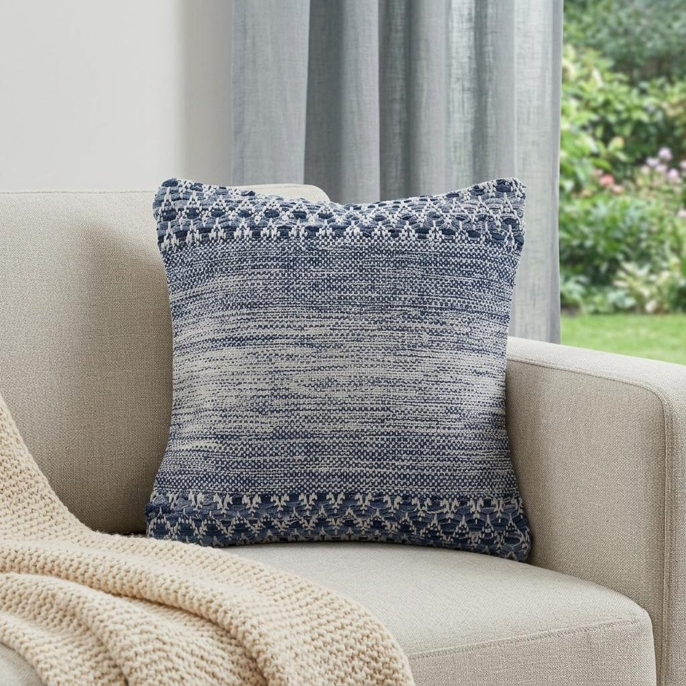 20" X 20" Blue And Ivory 100% Cotton Chevron Zippered Pillow