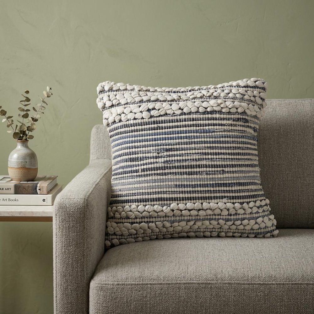 18" X 18" Blue And Ivory 100% Cotton Geometric Zippered Pillow