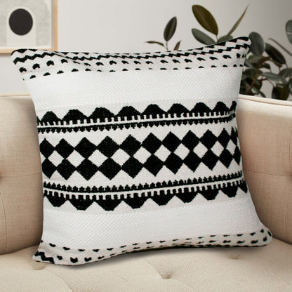 20" X 20" Black And White 100% Cotton Geometric Zippered Pillow