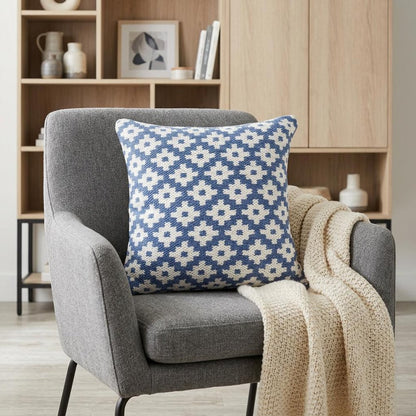20" X 20" Blue And White 100% Cotton Geometric Zippered Pillow