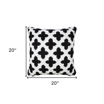 20" X 20" Green And White 100% Cotton Geometric Zippered Pillow