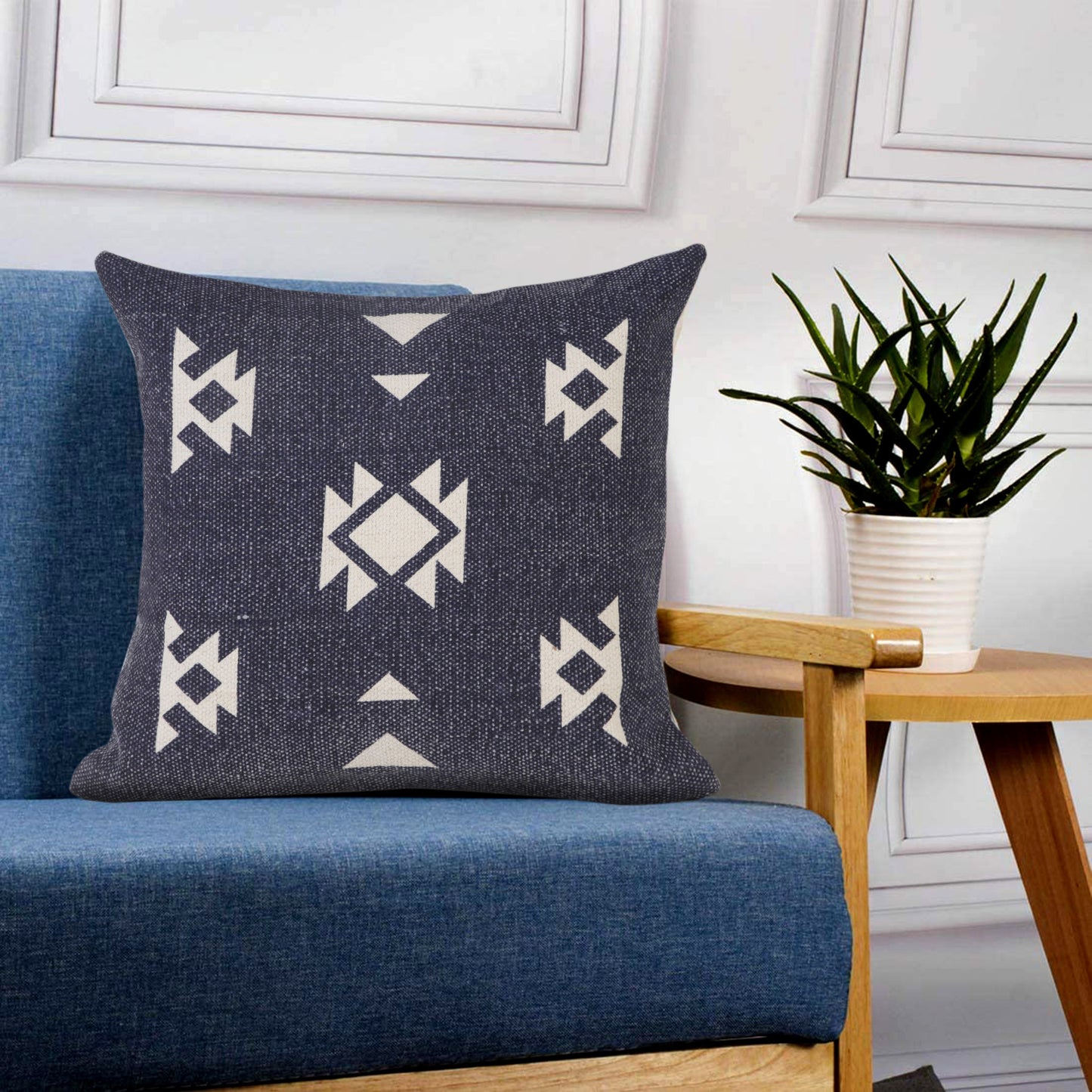 14" X 36" Navy And White 100% Cotton Geometric Zippered Pillow