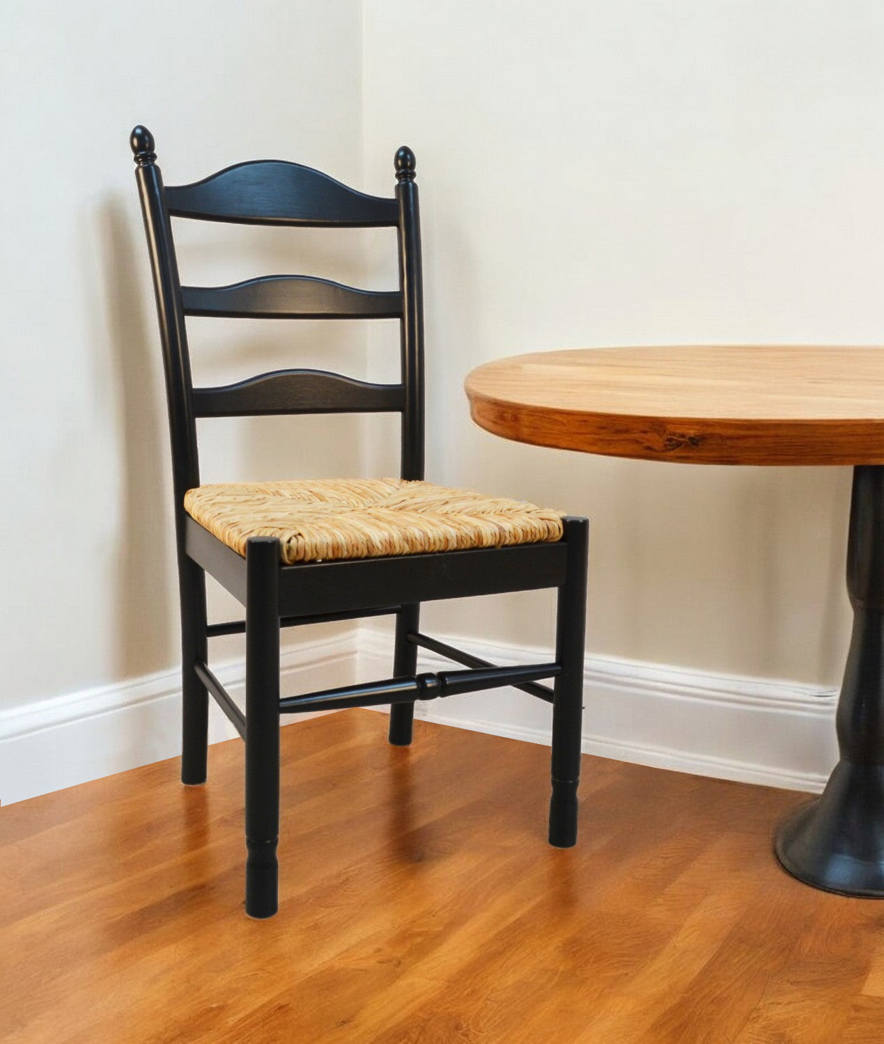 Straw And Black Wood Ladder Back Dining Side Chair