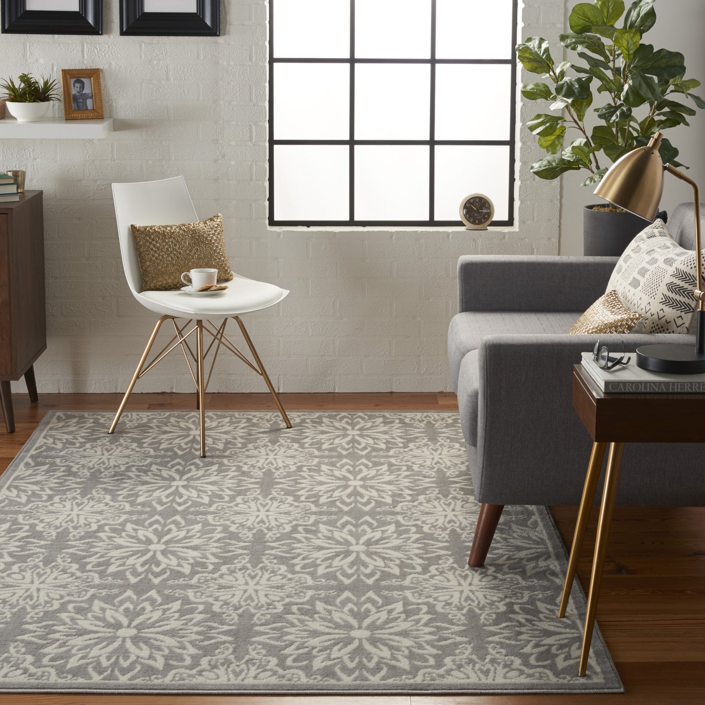 5' X 7' Gray Floral Power Loom Area Rug