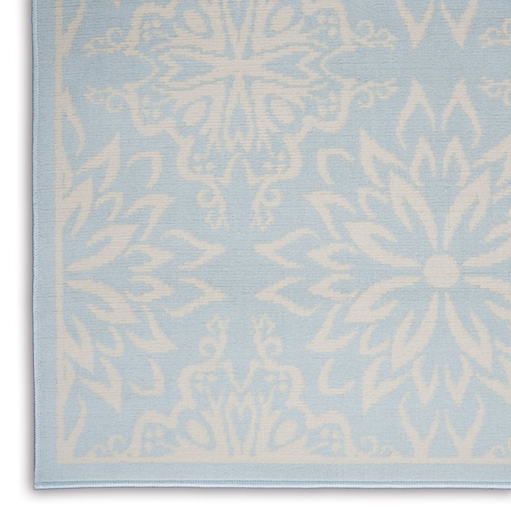 4' X 6' Light Blue Floral Power Loom Area Rug
