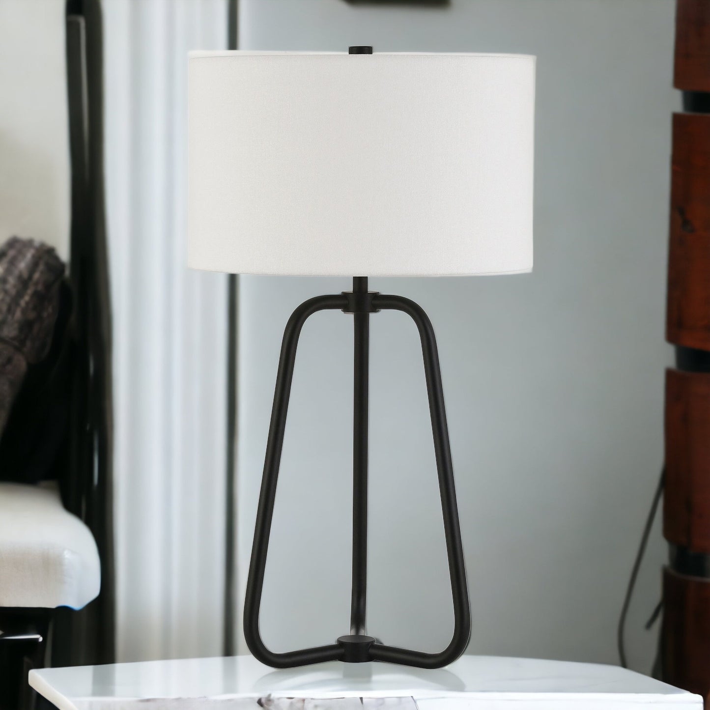 25" Black Metal Table Lamp With White Drum Shade