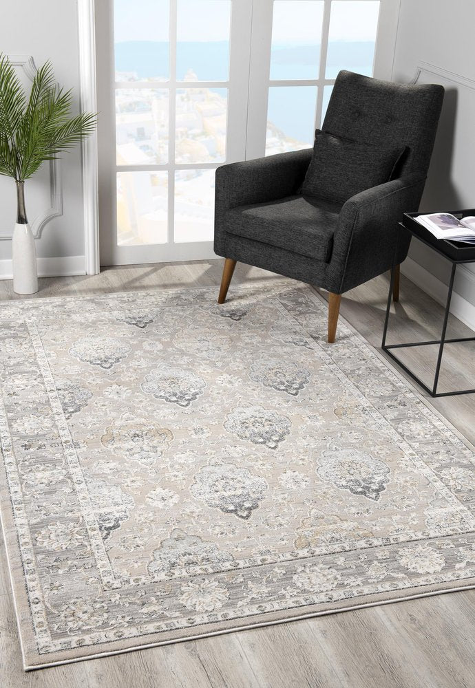 4' X 6' Gray And Ivory Oriental Washable Area Rug