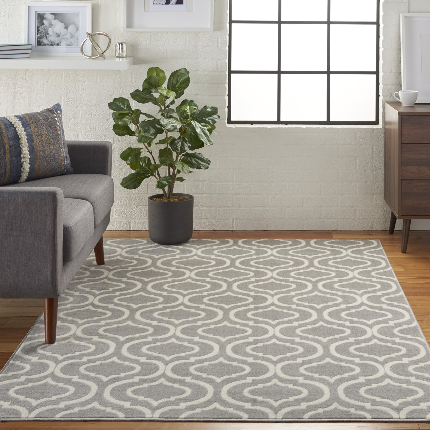 4' X 6' Gray Moroccan Power Loom Area Rug