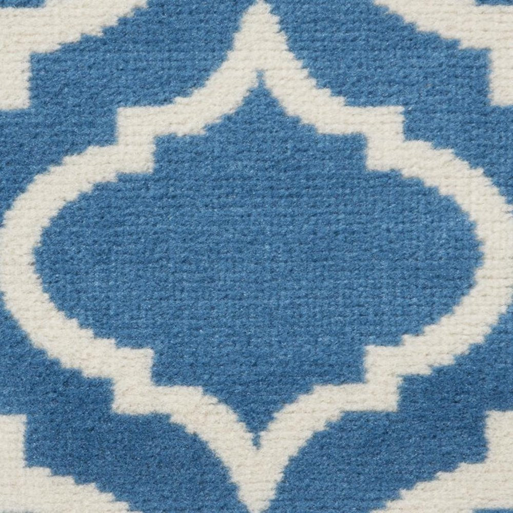 4' X 6' Gray Moroccan Power Loom Area Rug