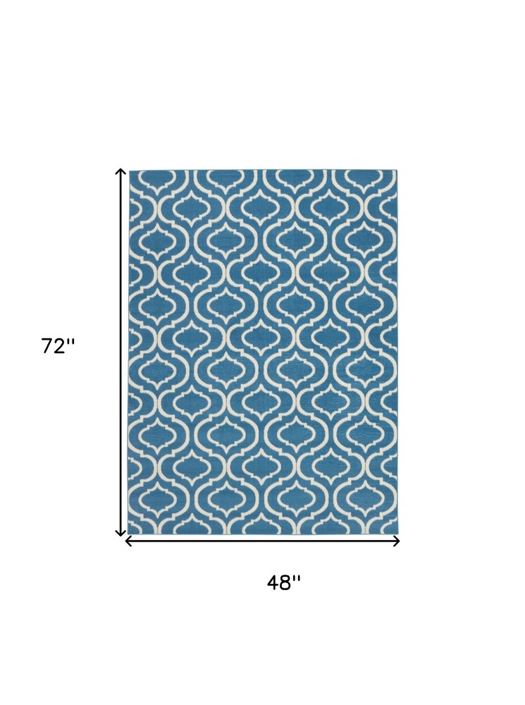 4' X 6' Gray Moroccan Power Loom Area Rug