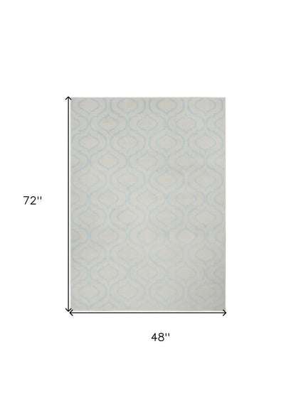 4' X 6' Gray Moroccan Power Loom Area Rug