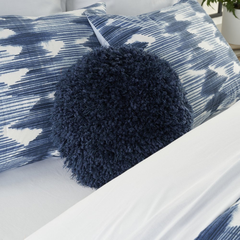 14" X 14" Navy Blue Round Shag Throw Pillow