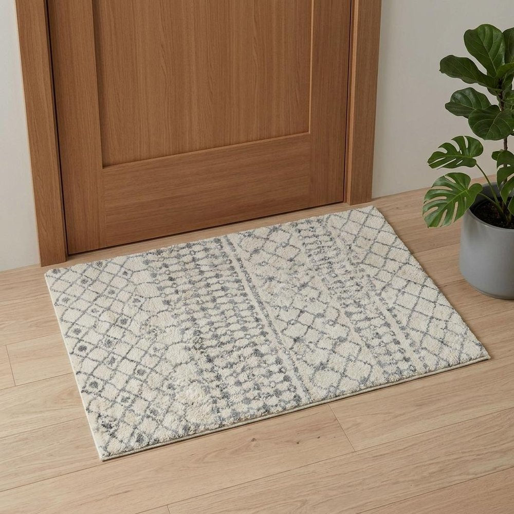 2' X 3' Gray And Ivory Geometric Shag Area Rug