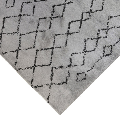 2' X 3' Gray and Black Geometric Shag Area Rug