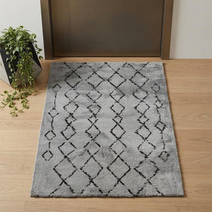 2' X 3' Gray And Black Geometric Shag Area Rug