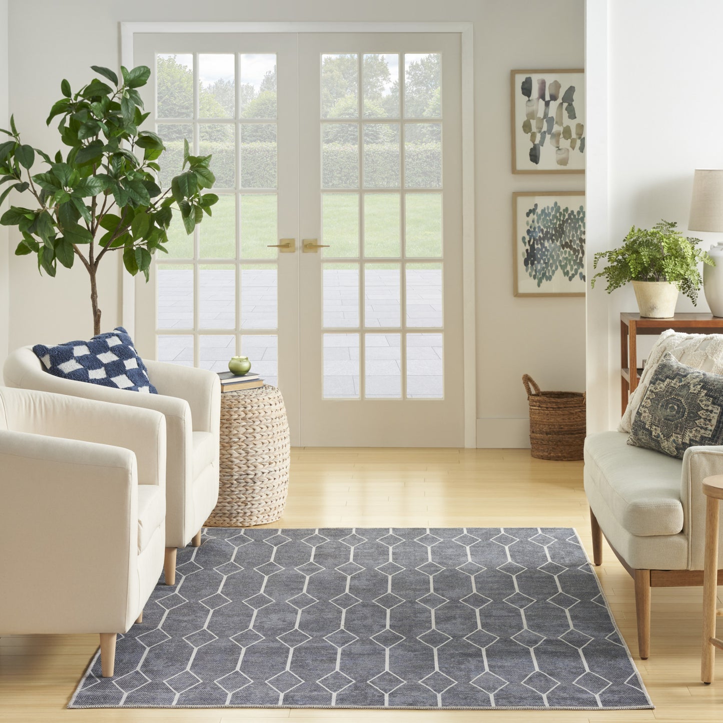 6' X 9' Blue and Ivory Geometric Power Loom Washable Area Rug